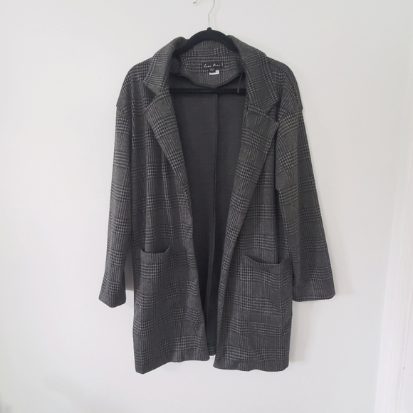 Love Tree Jackets & Blazers - LoveTree Long Glen Plaid Lightweight Open Front Jacket